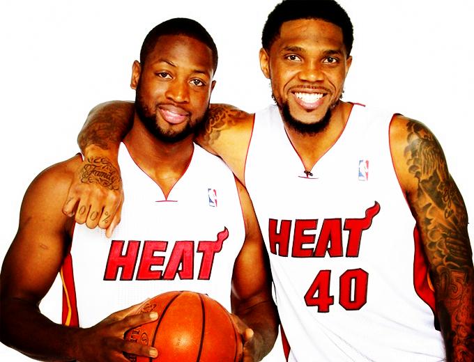 2025江苏南通马拉松赛鸣枪开跑